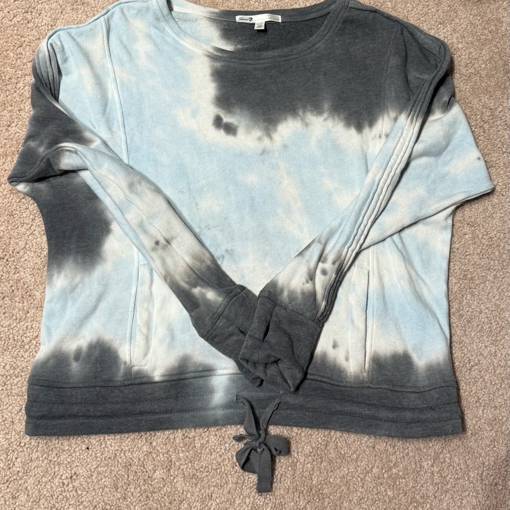 Seven7 Dolman Pocket Blue and Gray Relaxed Tie Front Sweatshirt